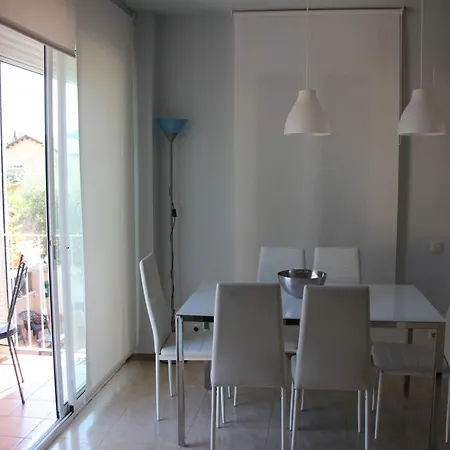 Caru Apartament Castelldefels
